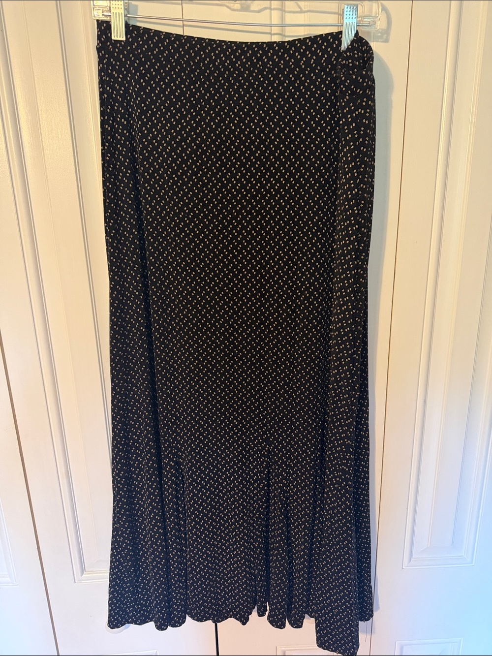 JM Collection Black Maxi Skirt with cream Dot Pattern